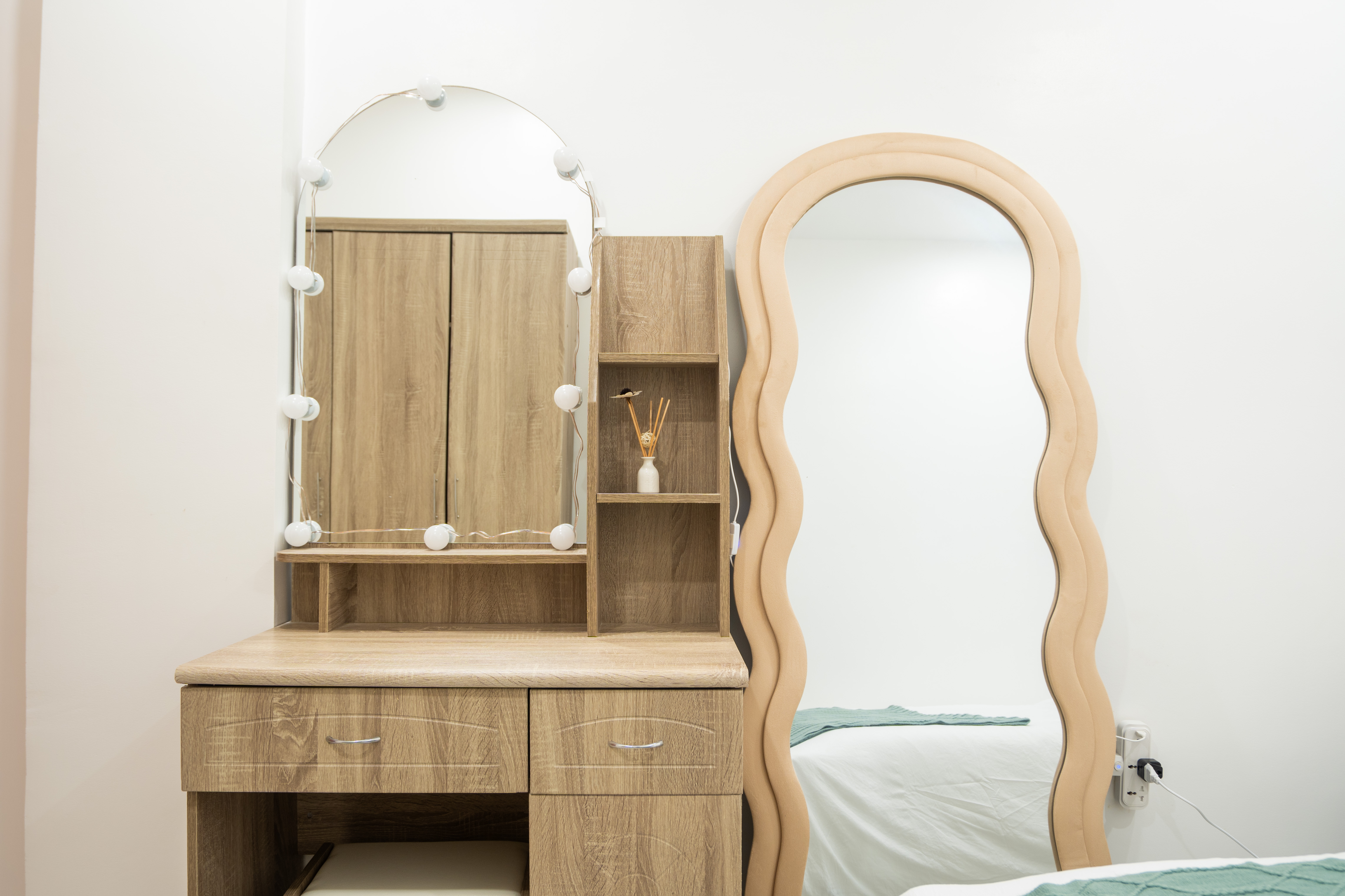 Charlotte's Room 5